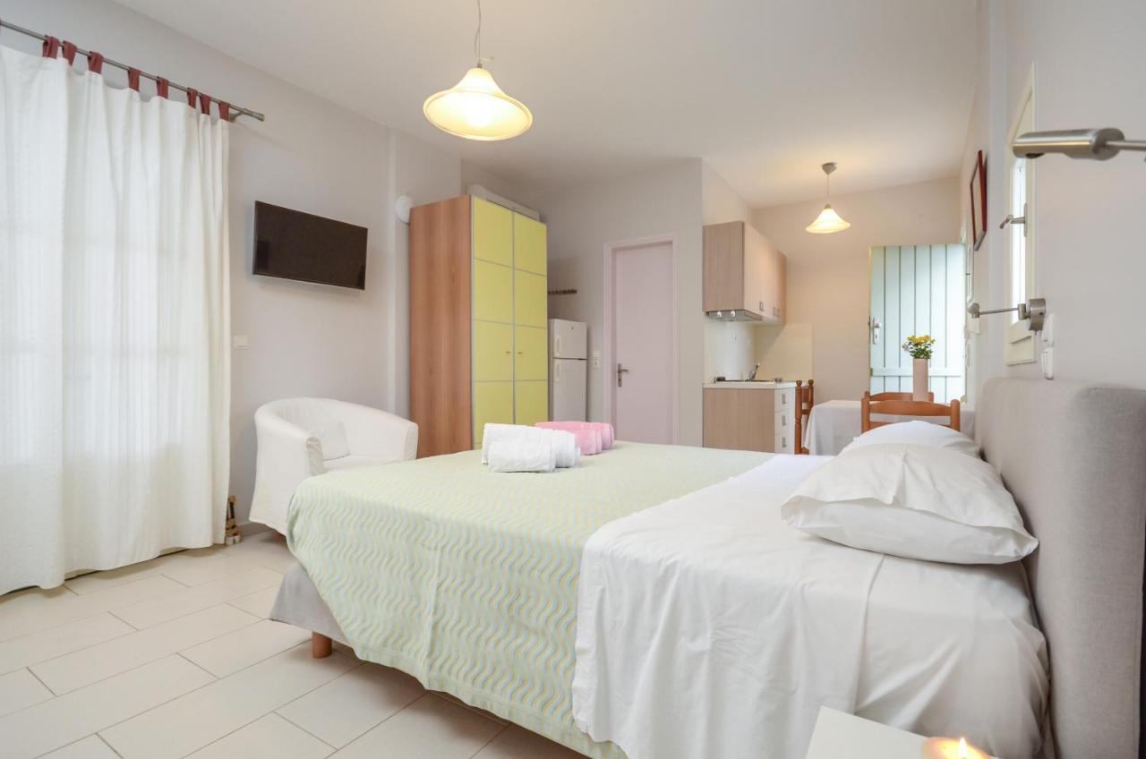 Ydreos Studios & Apartments Mikri Vigla Extérieur photo
