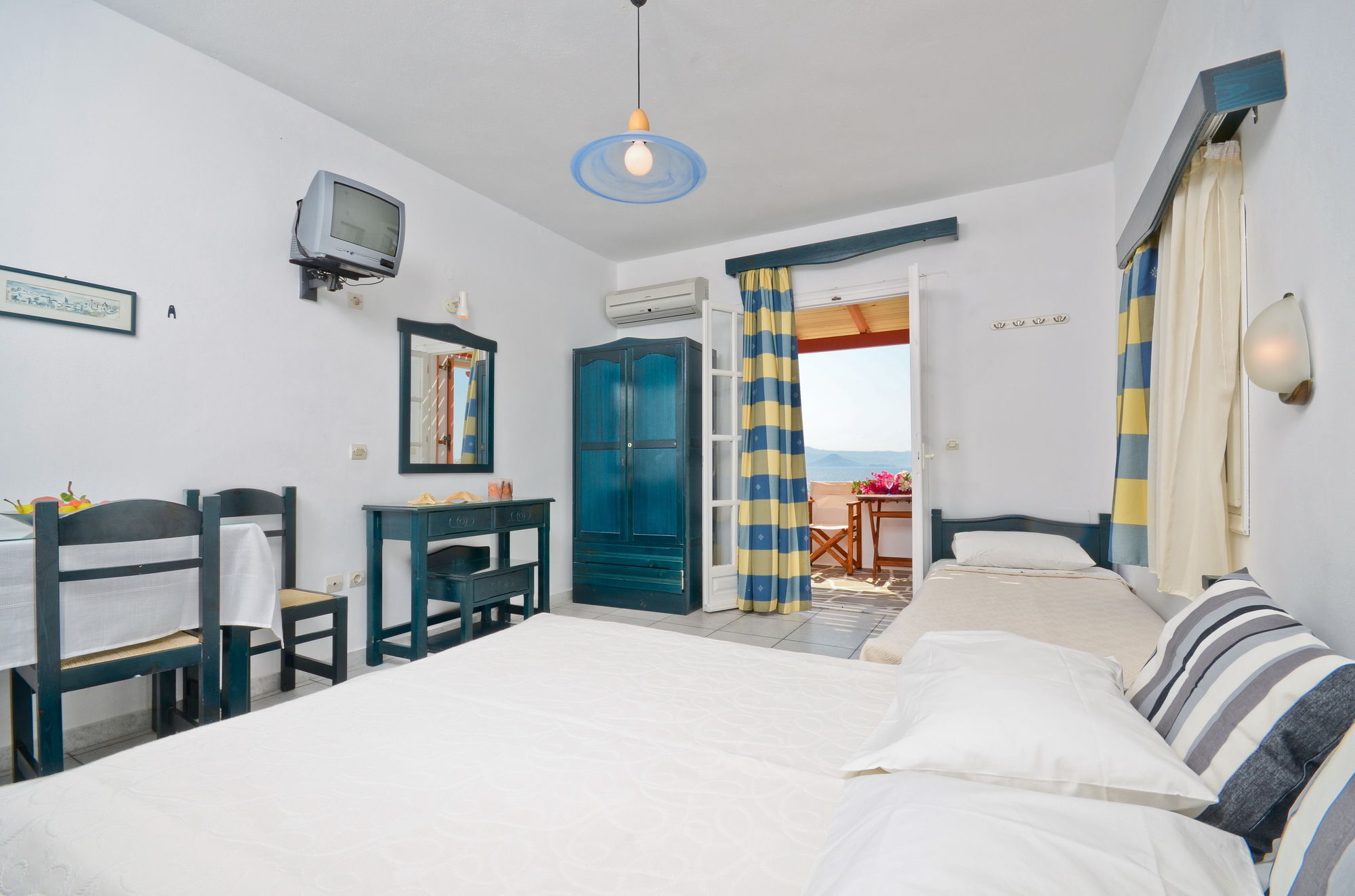 Ydreos Studios & Apartments Mikri Vigla Extérieur photo